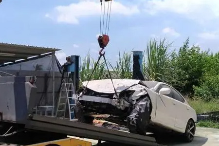 西宁大通回族土族自治汽车清障车 高速24小时拖车救援-高速公路应急拖车救援-流动补胎换胎 叫拖车怎么收费